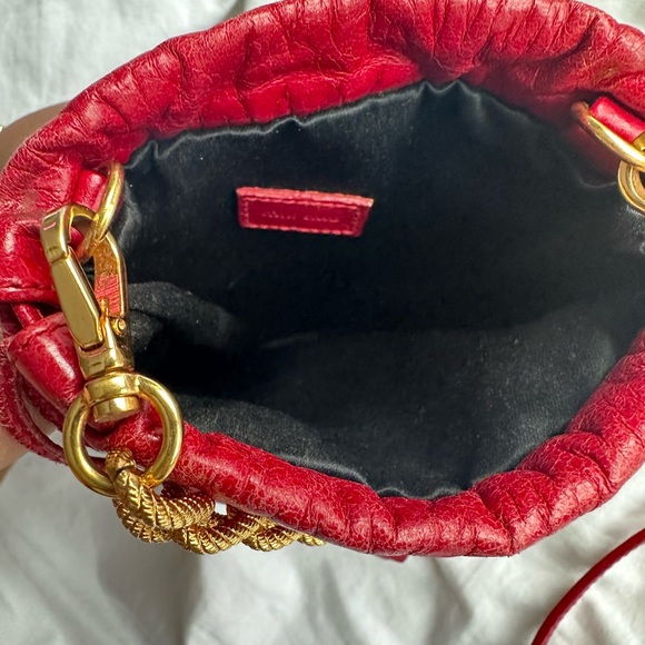 Vintage Miu Miu crossbody bag😍. THE IT GIRL BAG of the summer 2023!❤️ - Picture 5 of 6